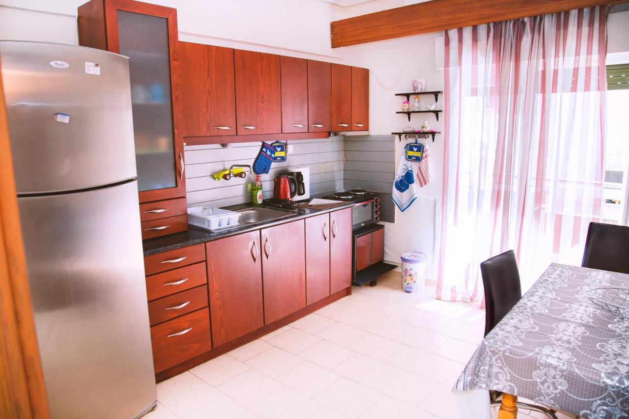 Comfortable House With Warm Hospitality Катерини Екстериор снимка