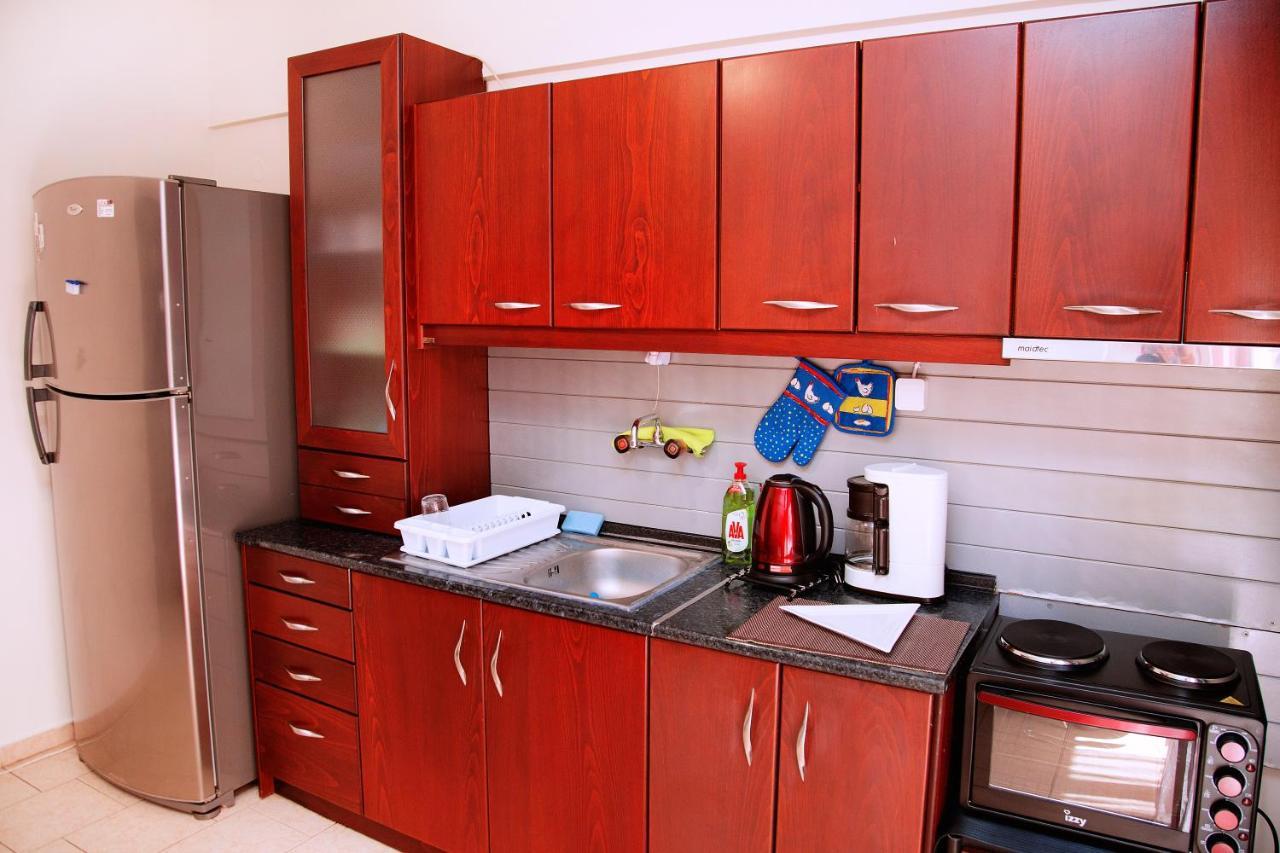 Comfortable House With Warm Hospitality Катерини Екстериор снимка